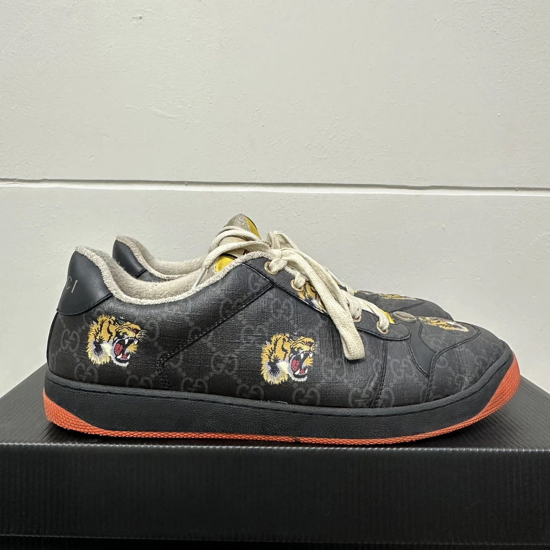 Gucci 老虎板鞋/43码/98新/专柜6500/无原盒/703151