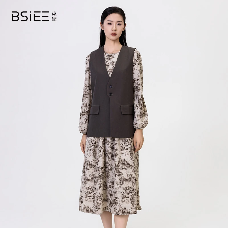 本涩两粒扣马甲碎花连衣裙复古休闲两件套