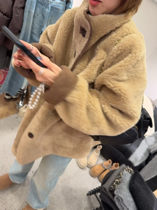 秋冬羊羔毛外套女加厚毛绒高级感摇粒绒棒球服
