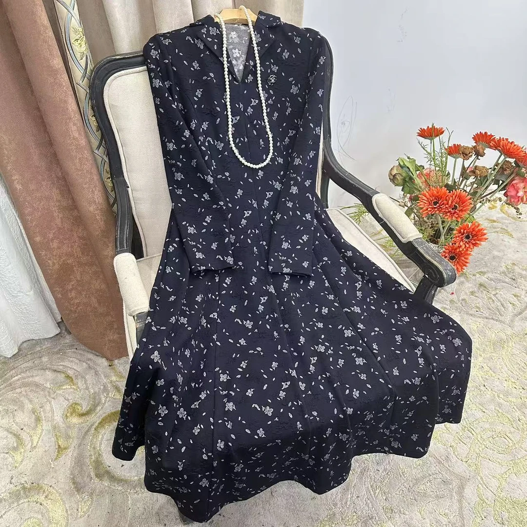 【多米拉】02324优雅夫人秋冬新款连衣裙时尚印花长袖百搭法式气