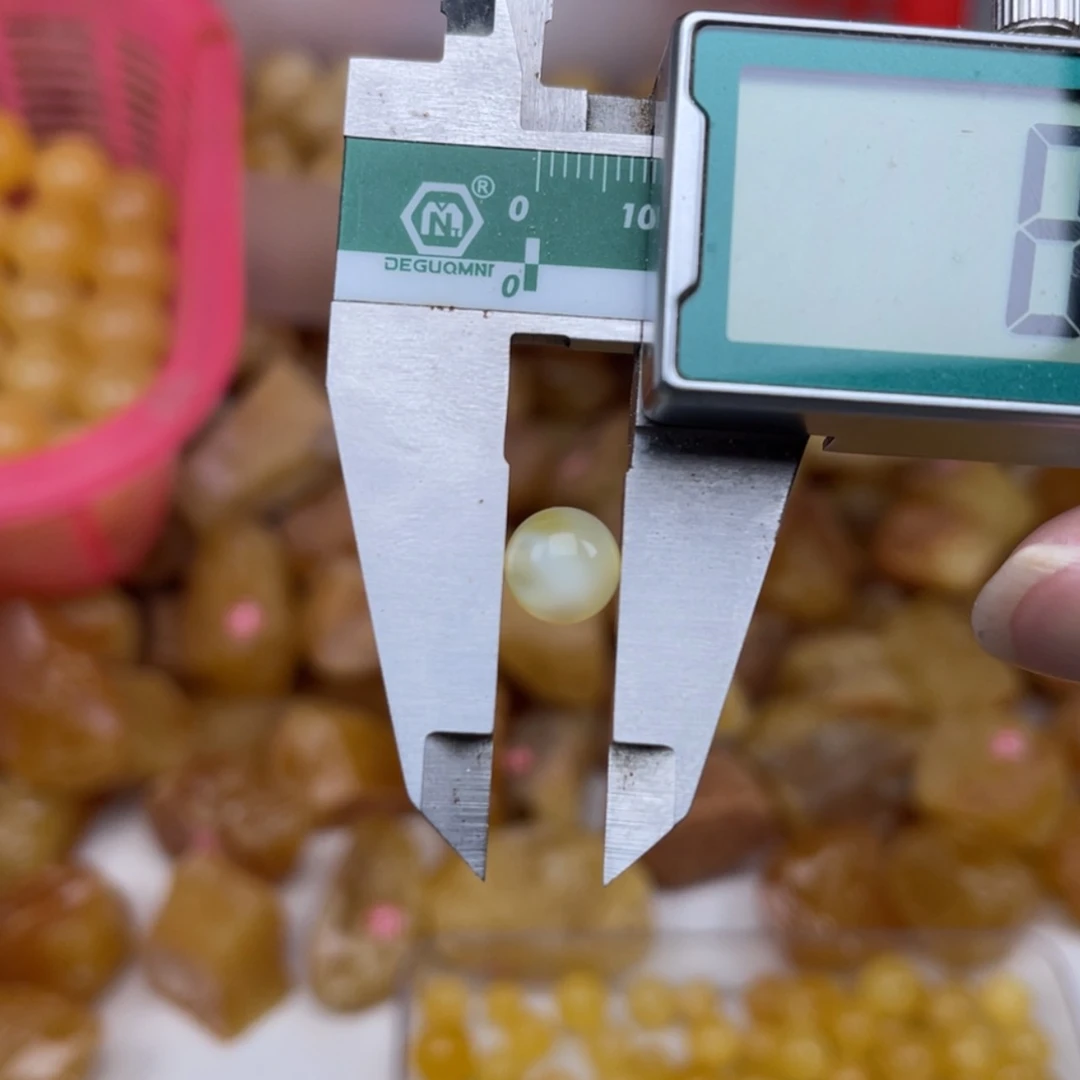 【闪购商品】琥珀裸石未镶嵌