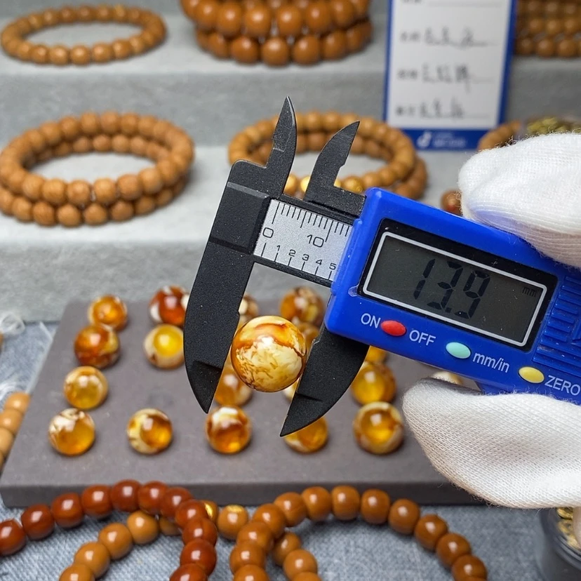 【闪购商品】猴头核桃吊坠洋***?