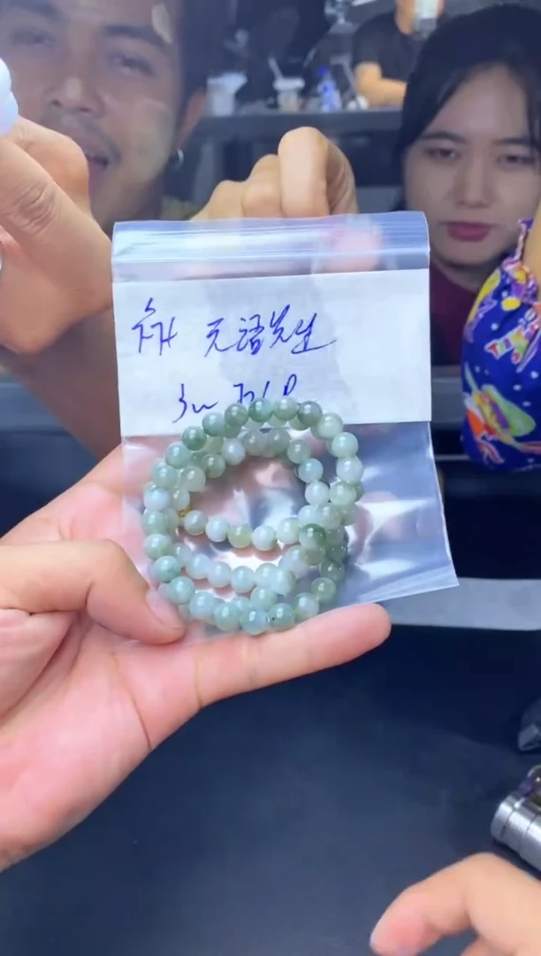 【闪购商品】定制翡翠未镶嵌珠链