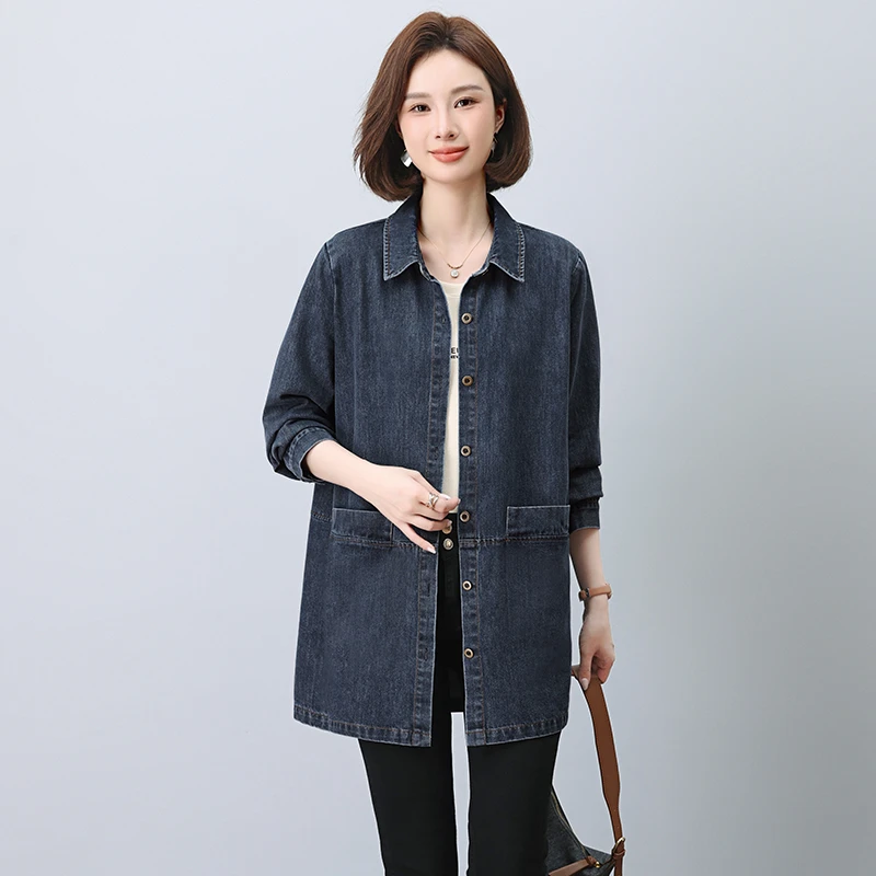 长袖牛仔衬衫外套女中长款春秋2025新款宽松大码中年妈妈休闲风衣