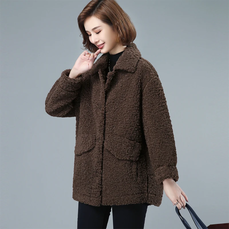 羊羔绒外套女士秋冬2024新款中年妈妈颗粒绒宽松皮毛一体加厚大衣