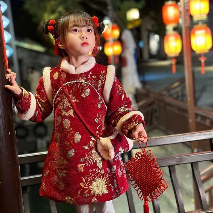女童冬季刺绣旗袍裙中国风汉服加厚拜年服（送头饰＋手暖）dqs