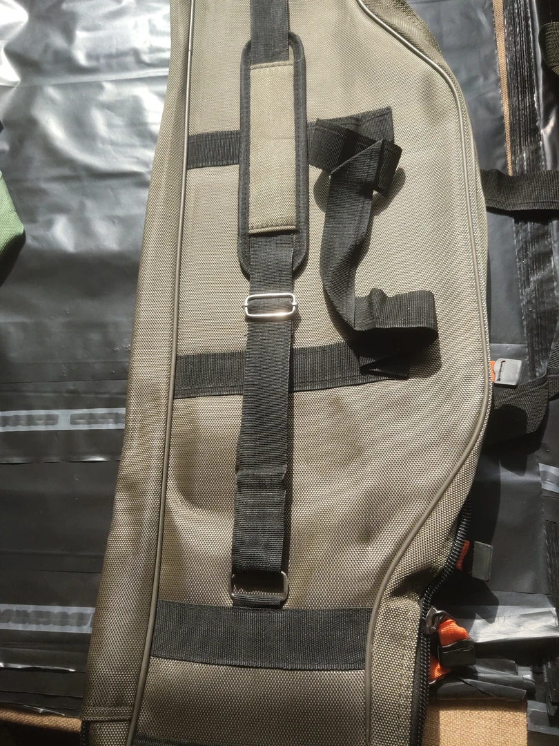 微瑕135厘米肚包二层竿包颜色随机渔具包