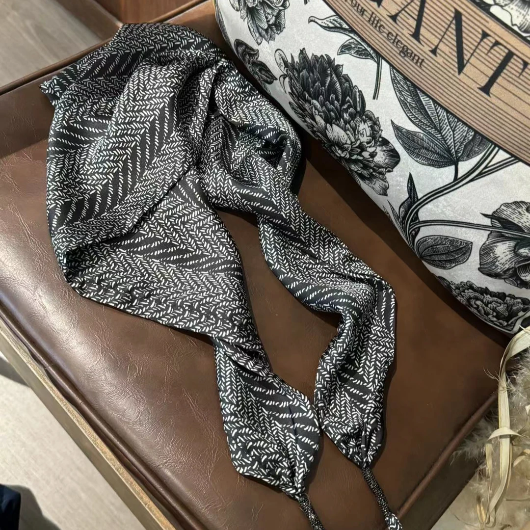 霖依 l秋款丝巾围脖披肩韩版百搭时尚气质休闲女士