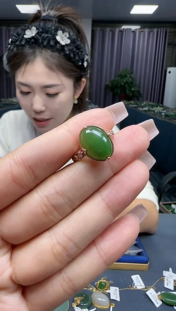 【闪购商品】和田玉戒指银S925镶嵌1