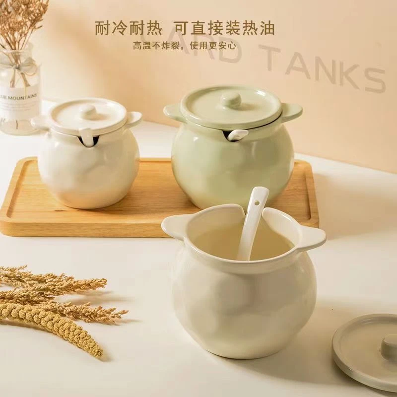 大号奶油色猪油罐 带勺 家用陶瓷罐大容量带盖防尘防落灰 132