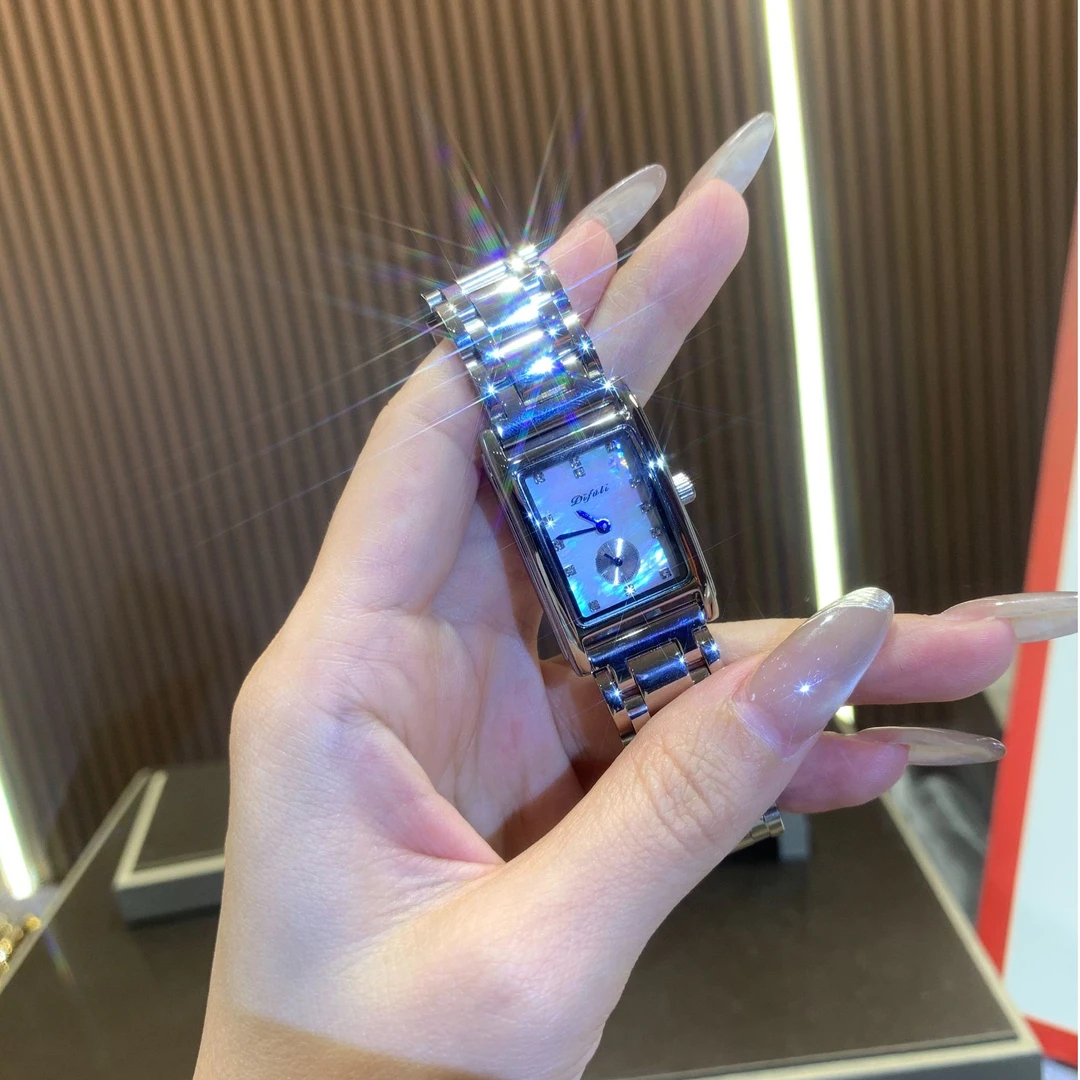 【依依专属】新款时尚珍珠贝母气质轻奢个性女款防水腕表