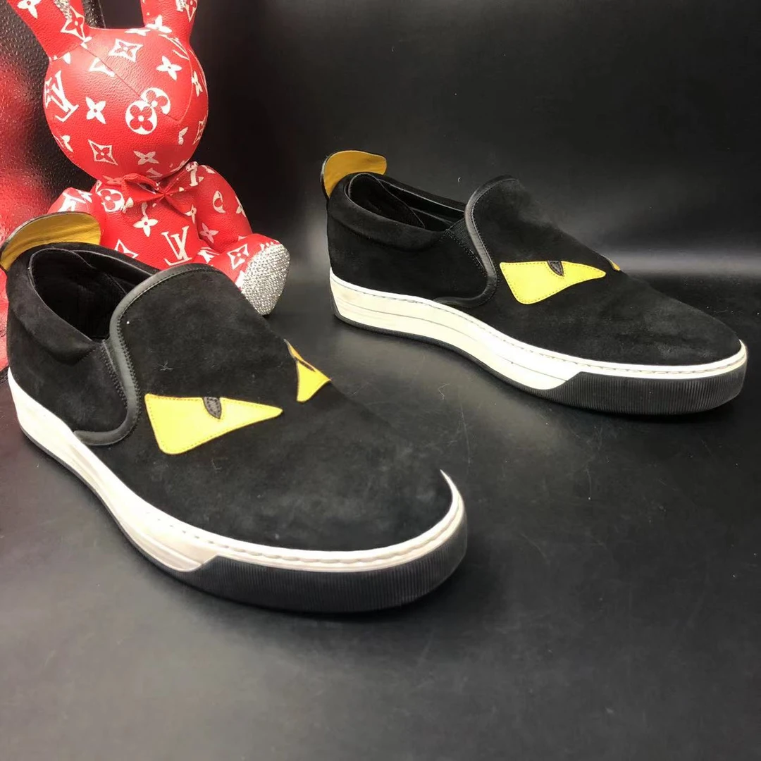 【AO折扣】芬迪/FENDI 40欧码男士时尚黑色后跟铆钉休闲一脚蹬ao114