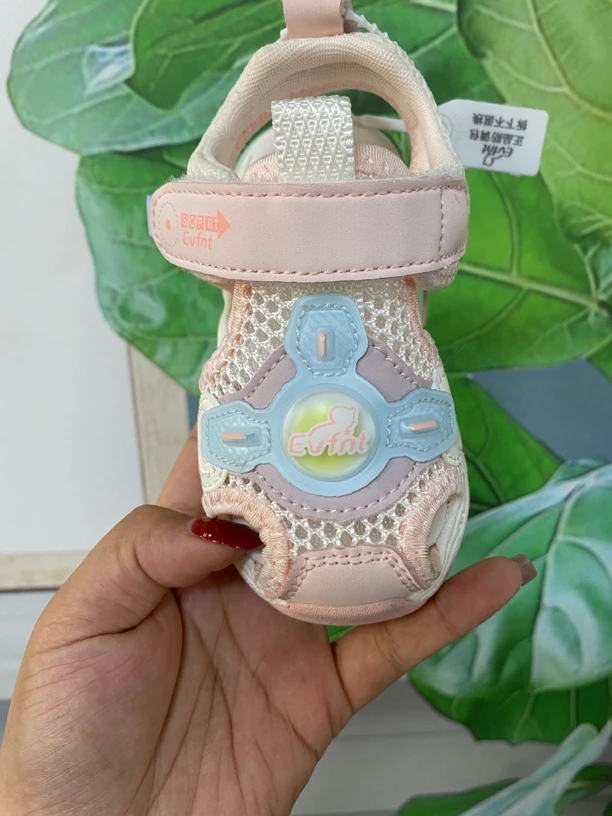 女童技能凉鞋带足弓支撑凉鞋235107