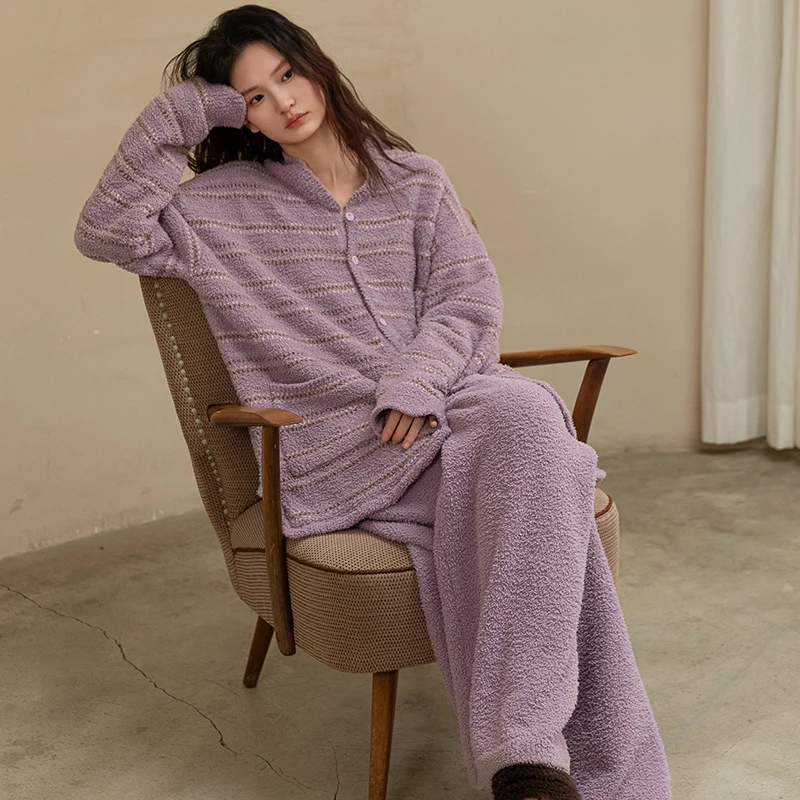 软绵绵网红睡衣女款冬季新款半边绒加厚宽松家居服套装长袖大码