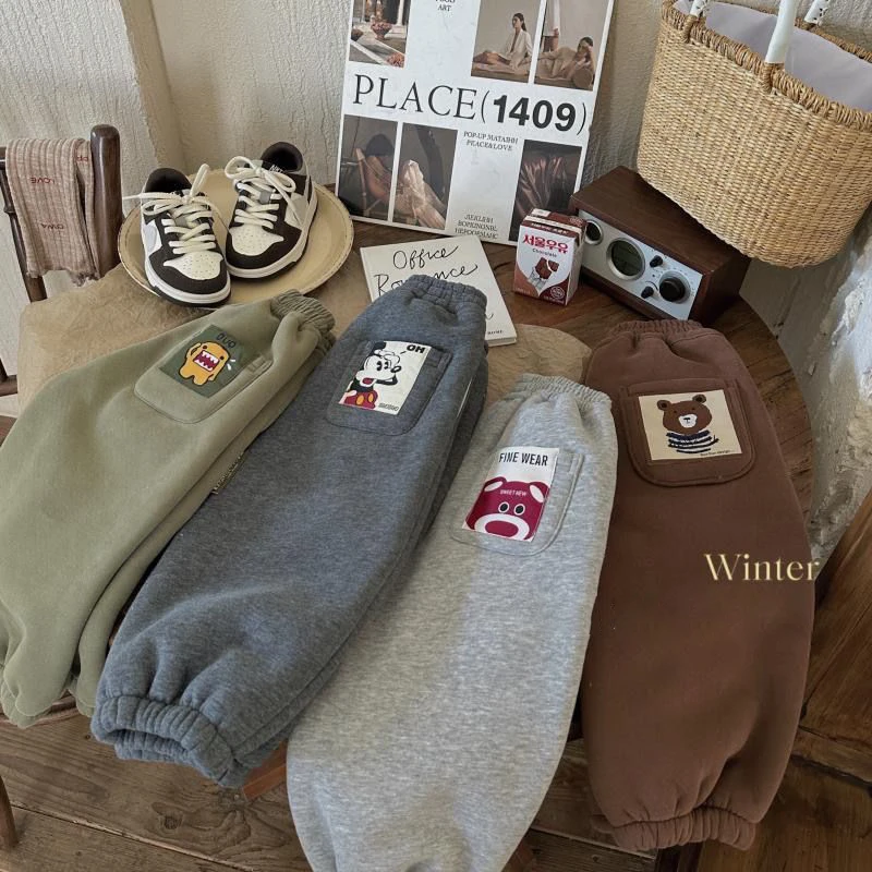 2024冬季新款休闲裤儿童卫裤新款童装冬季宽松加绒加厚纯色卫裤