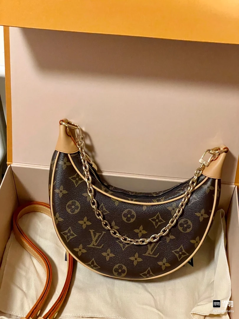 全新未使用 LouisVuitton/路易威登 lv 小月牙包 loop尺寸23*13*6