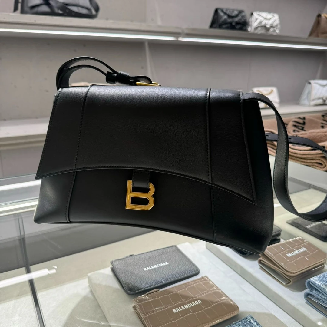 全新未使用 Balenciaga/巴黎世家 巴黎世家 downtown 黑金小号