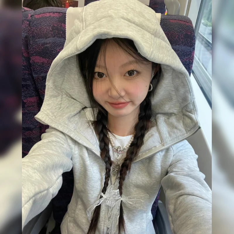 外套女新款2025连帽卫衣修身秋冬上衣春秋运动服短款百搭时尚穿搭