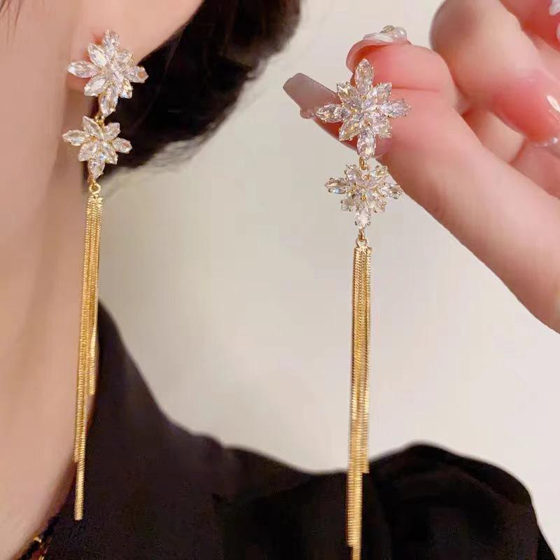 铜合金耳饰 长款雪花流苏超闪轻奢气质耳环精致高级感耳饰5666