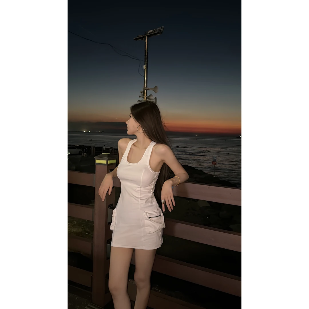 【济州落日】2色！U领吊带背心裙收腰修身连衣裙