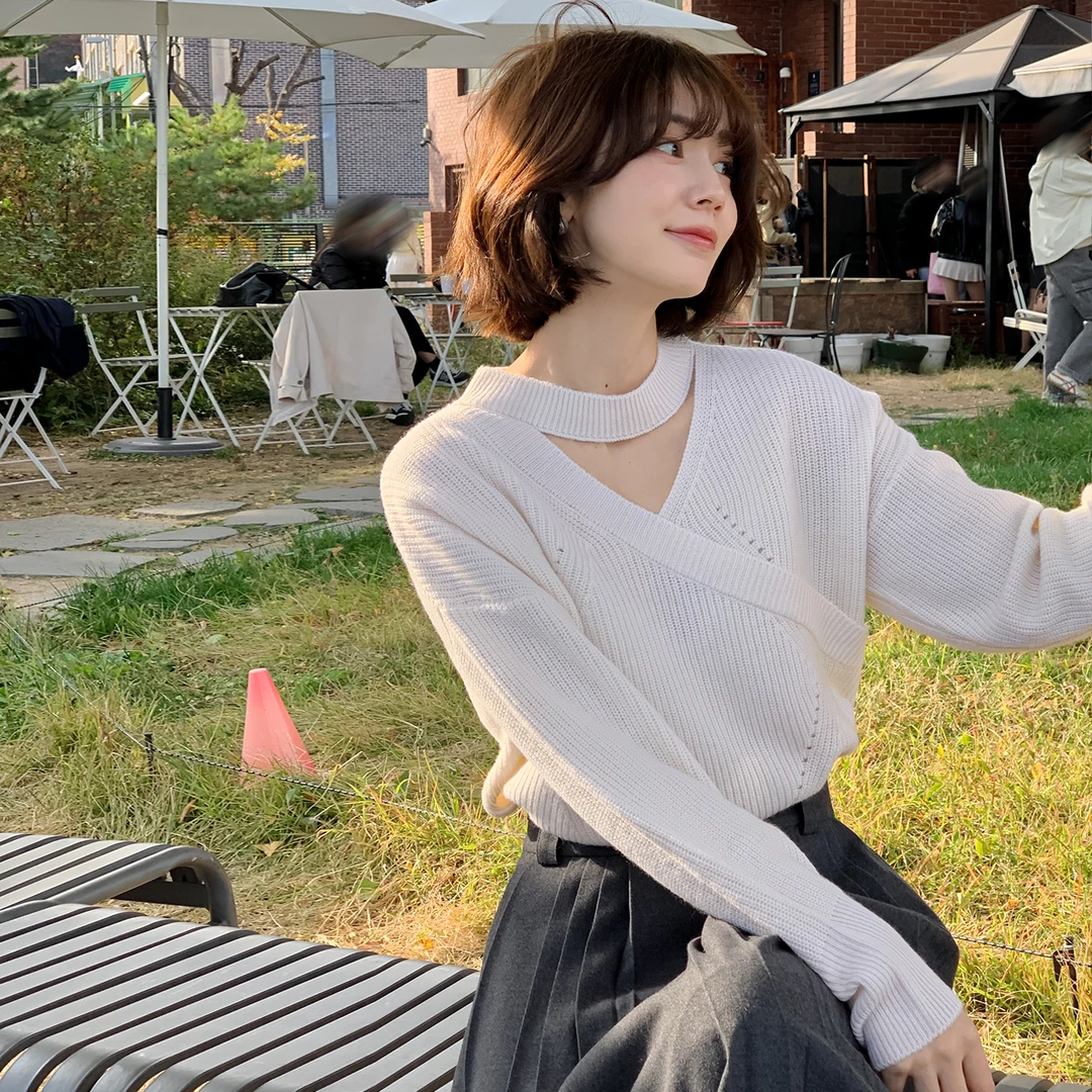 法儿家韩国限定【新品】【锁骨密码】FS411S042 V领挂脖毛衣