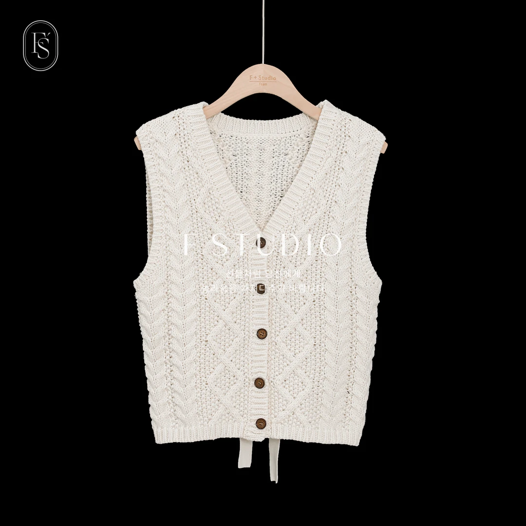 法儿家韩国限定「新品」【菱格起司】FS309S039菱形绞花针织马甲
