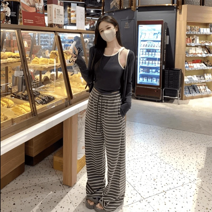 迈沃格休闲套装女长袖开衫外套吊带背心秋季条纹阔腿裤慵懒三件套