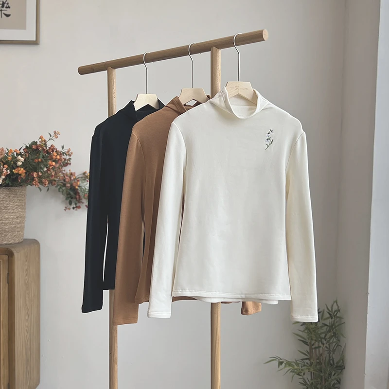 4024《淮川》原创文艺冬季长袖绣花打底衫气质修身加绒百搭上衣