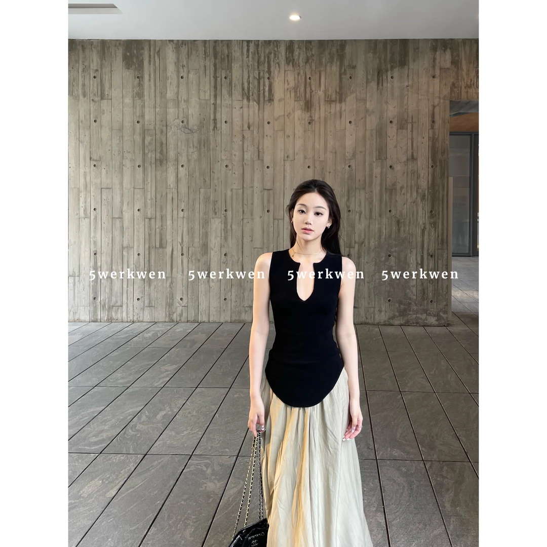 5werkwen rattan 夏季V领针织背心设计感小众修身黑色背心