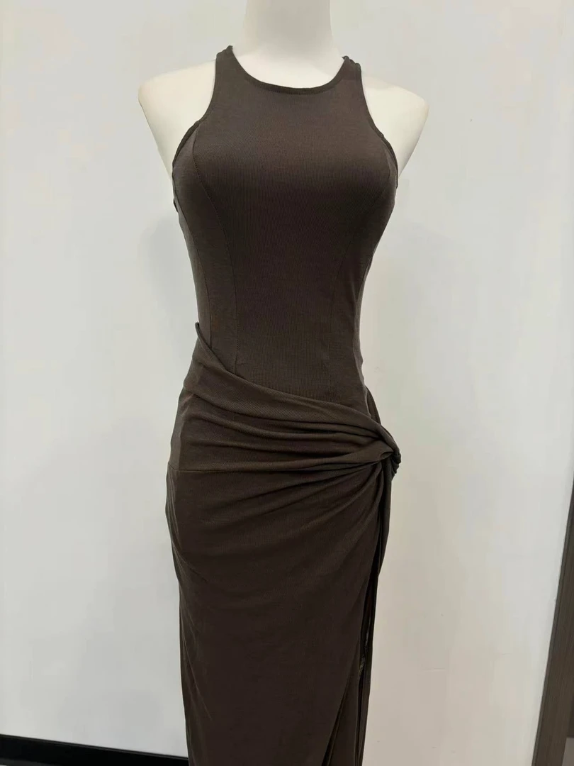 露背连衣裙无袖包臀扭结显瘦气质