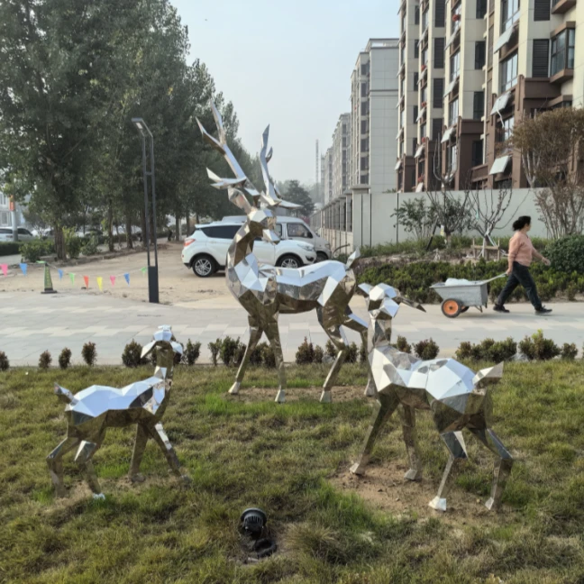 不锈钢雕塑造型摆件