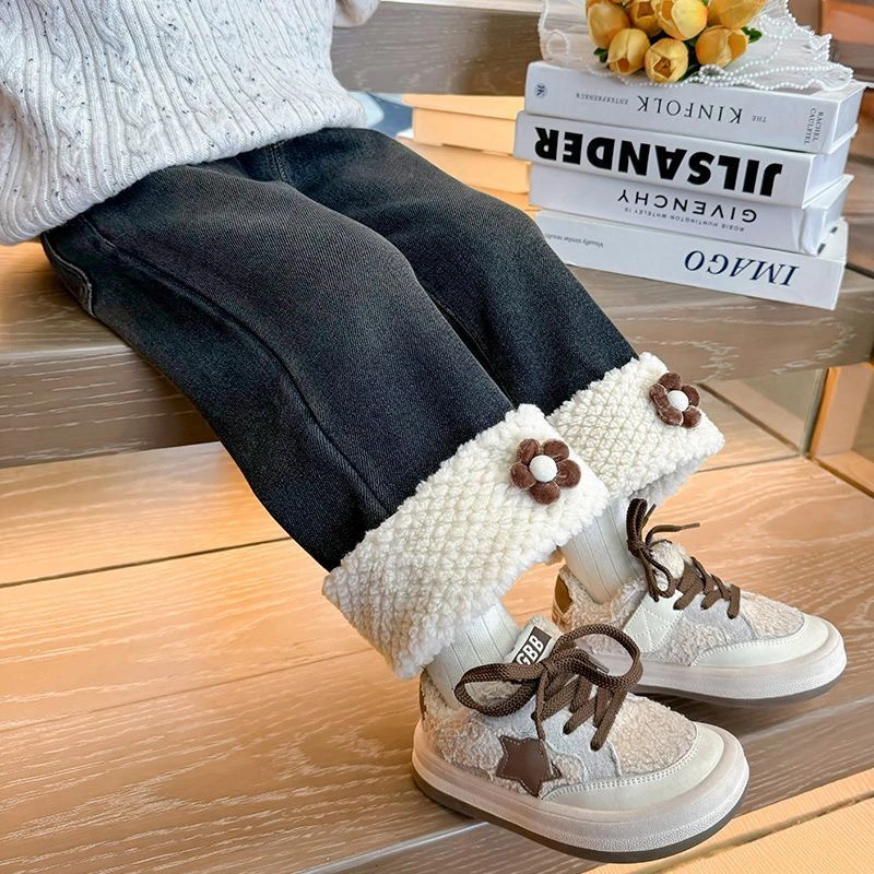 女童加绒加厚牛仔裤2024新款秋冬一体绒儿童长裤女宝宝直筒阔腿裤