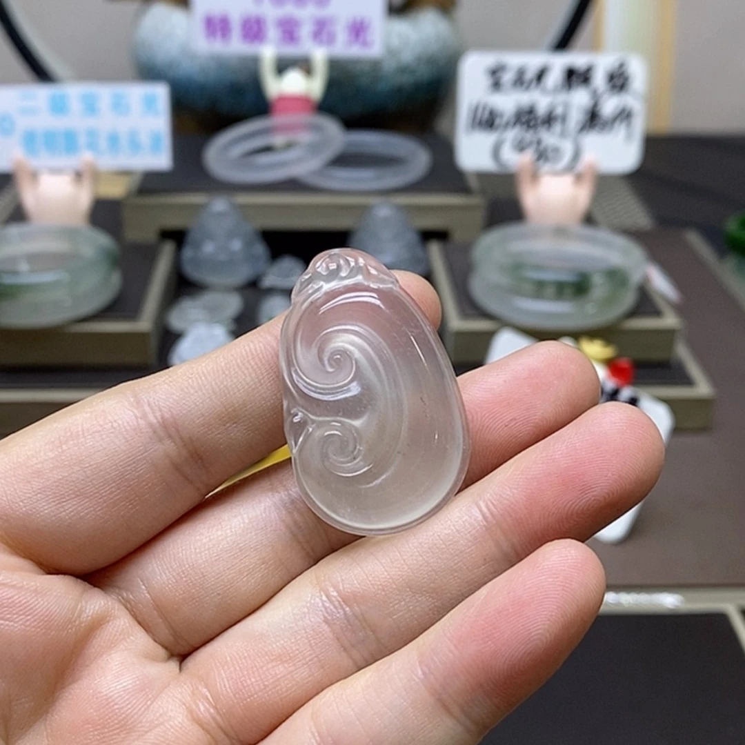 【闪购商品】石英质玉吊坠未镶嵌