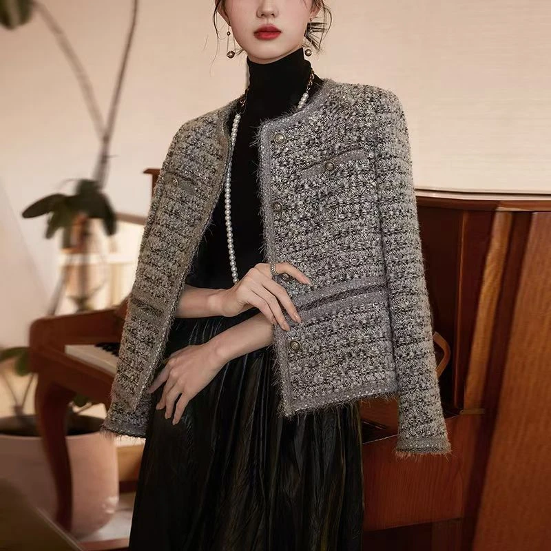 高级感小香风短款外套女2024秋装新款时尚气质名媛粗花呢流苏上衣