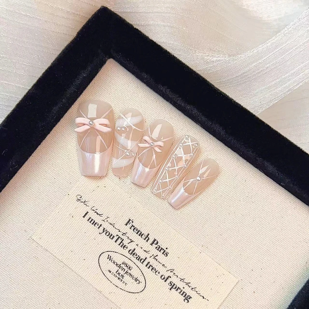 【芭蕾】甜妹粉色芭蕾风蝴蝶结丝带手绘高级显白珠光法式手工穿戴甲