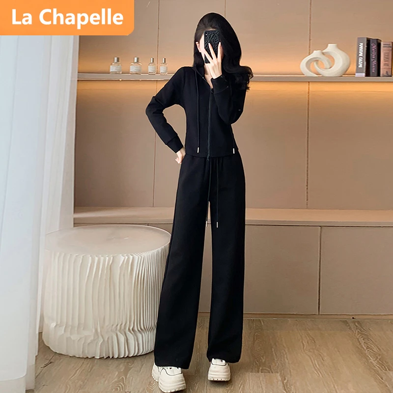 拉夏贝尔潮流前卫休闲时尚套装女秋季2024新款简约减龄连帽两件套