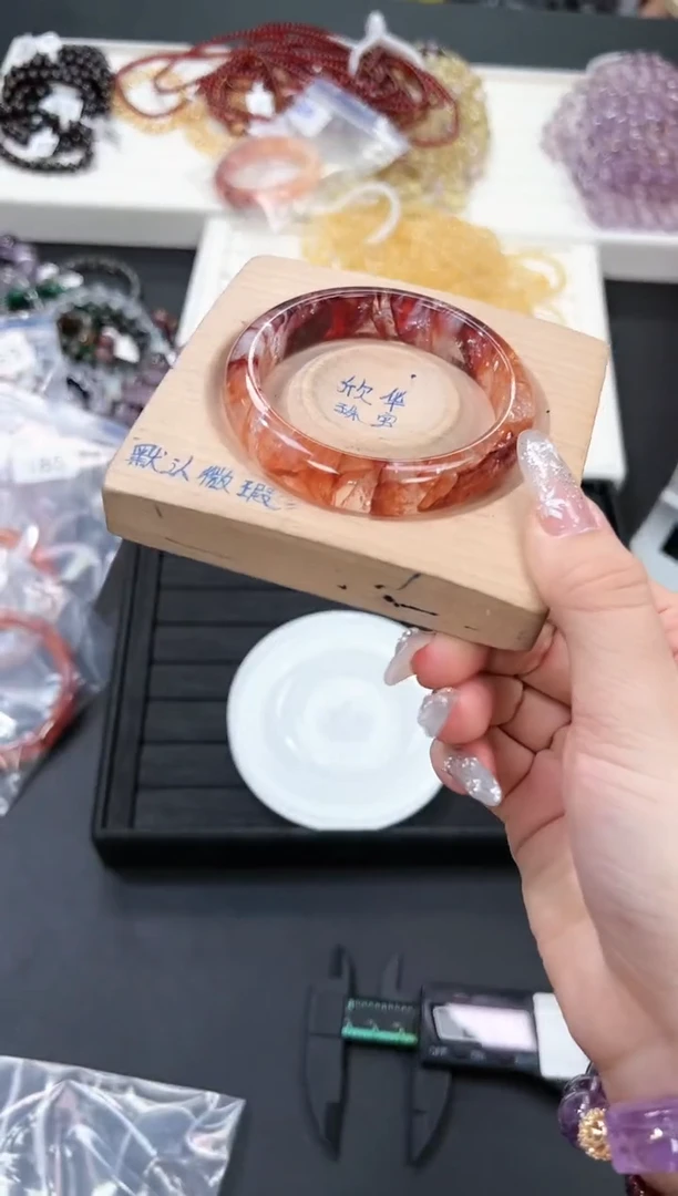 【闪购商品】水晶手镯未镶嵌88i多样性发其一/1条/默认微瑕57