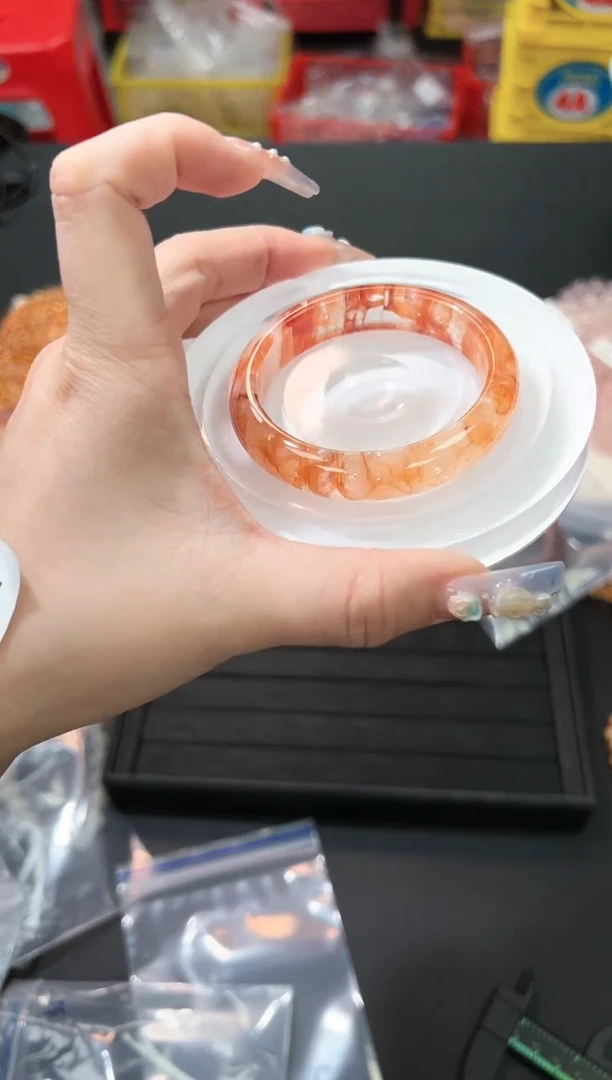 【闪购商品】水晶手镯未镶嵌76c/1条/默认微瑕52