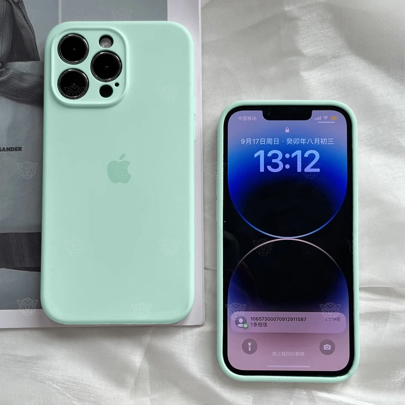 淡青色耐摔12苹果15手机壳iPhone14Pro防摔硅胶13/xs全包直边11