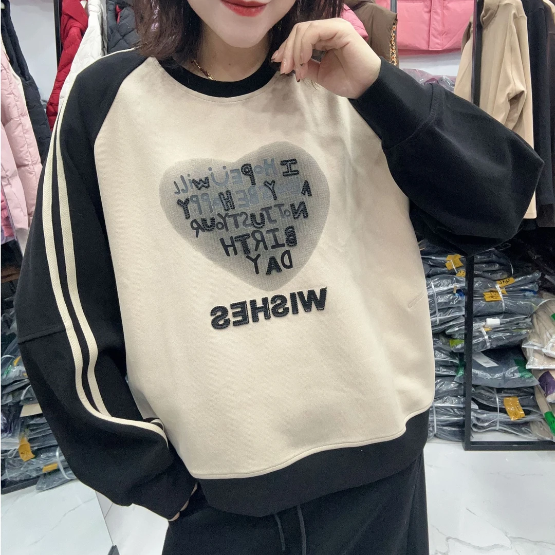 水淼-黑桃心卫衣-8882