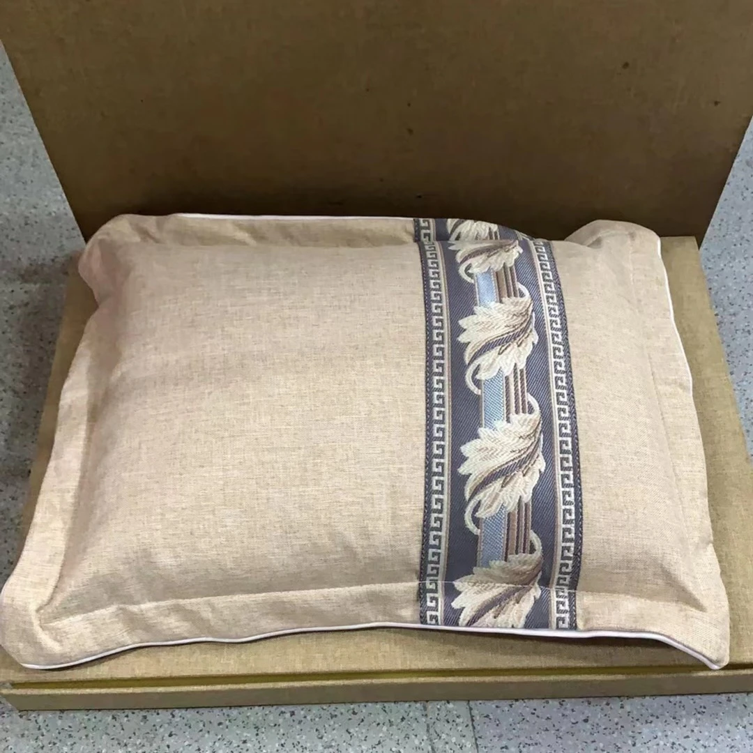 3008 黄花梨木粉长方枕