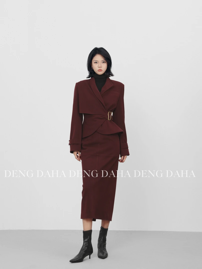 「律政佳人」秋季优雅气质设计师时尚时髦套装HBZC622133-1