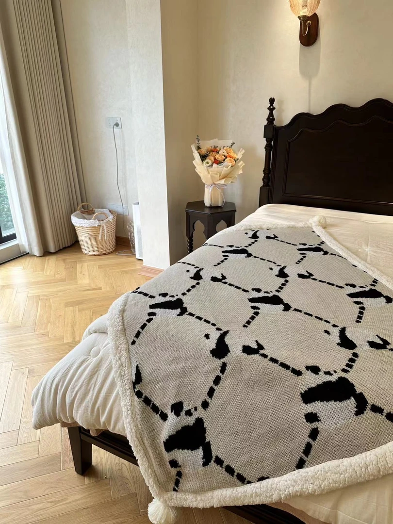 【Daydayone软装家居】羊羔绒熊猫盖毯秋冬款，加厚单人毯子沙发毯