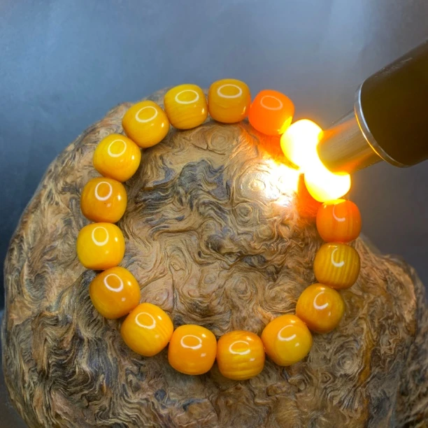 雷击木黄油琥珀木老型珠果冻油1.4文玩手串