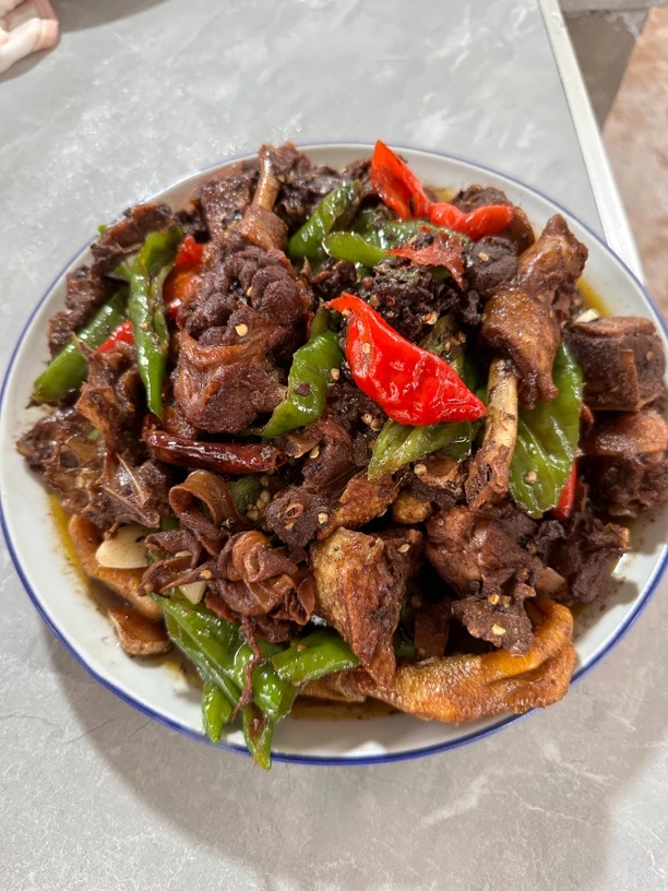 『娃子哥』农家炒鸭一整只顺丰包邮