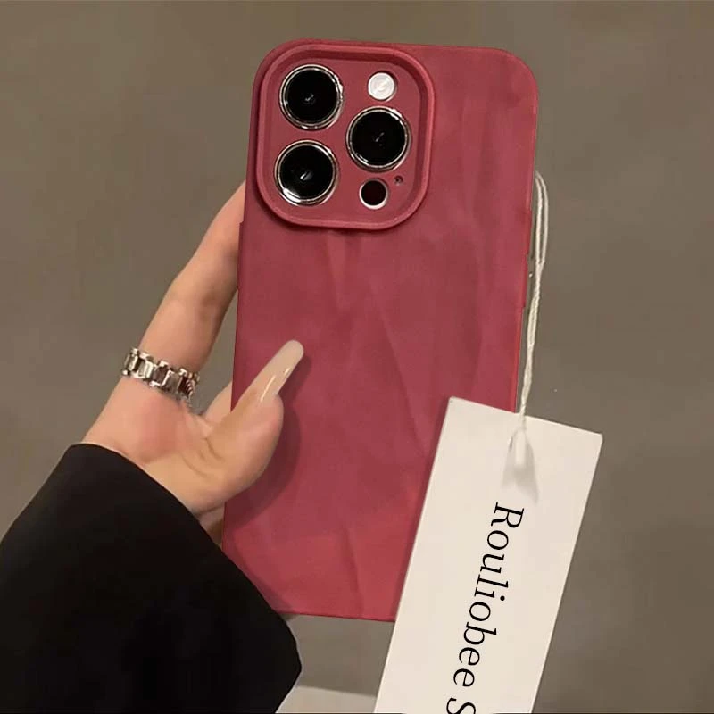 欧克里里高级酒红褶皱适用苹果14手机壳iphone15promax/11软12/13