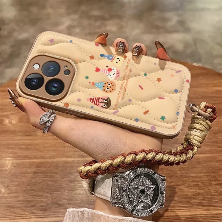 欧克里里羽绒服圣诞曲奇适用苹果16肤感手机壳编织挂绳华为vivo