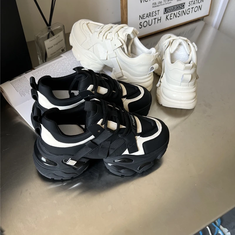 【星仔】2024年新款厚底老爹鞋女休闲鞋小飞象2322-1