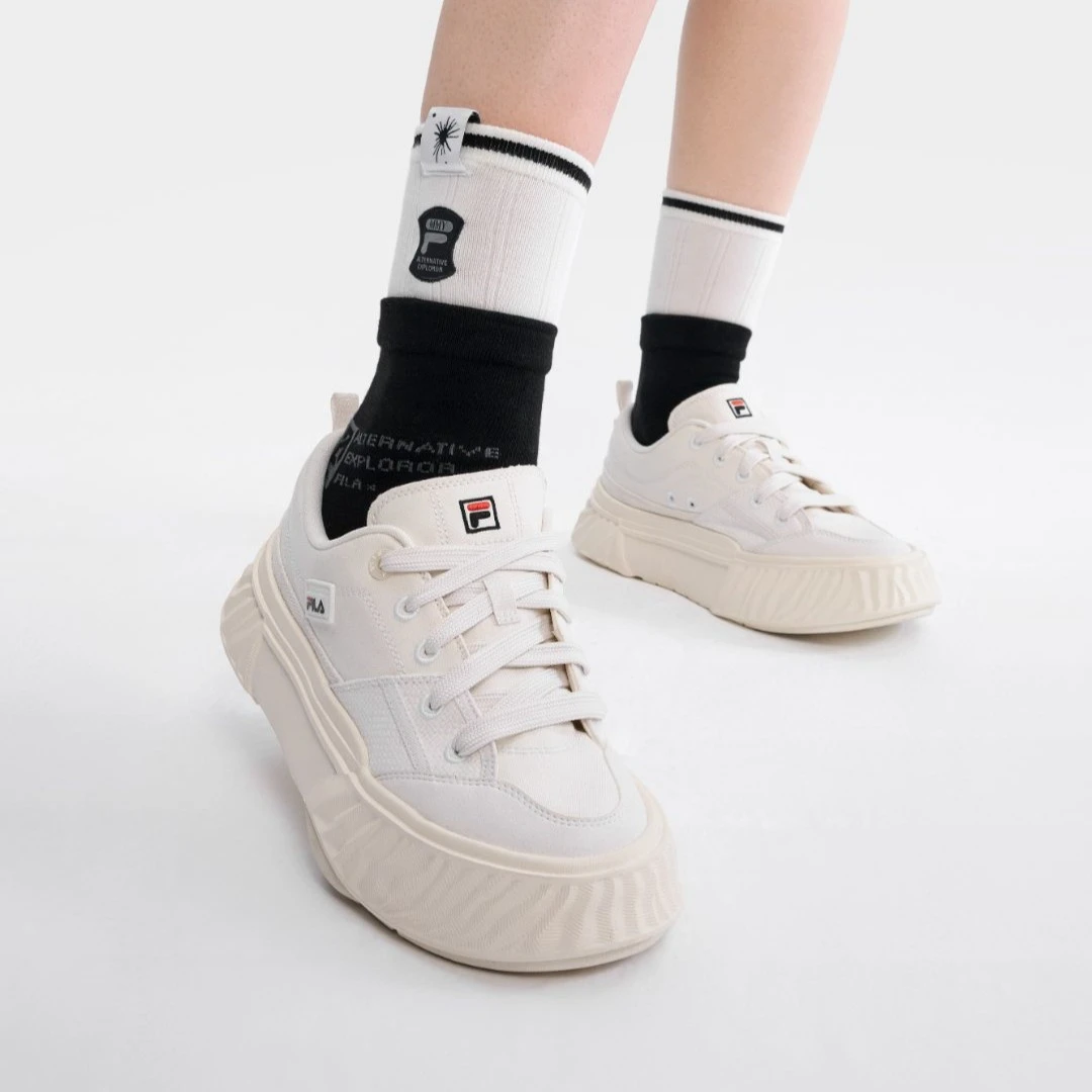 【FOSSO川行鞋】FILA斐乐百搭休闲鞋女鞋F12W322301F-QD