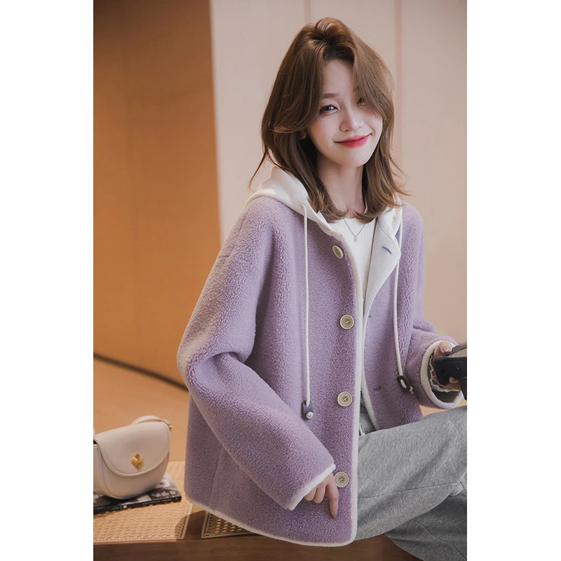 加厚羊羔绒短外套女连帽宽松2024秋冬新款高级感长袖开衫上衣